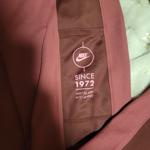 MATCHING NIKE SET NWOT - Picture 6 of 9